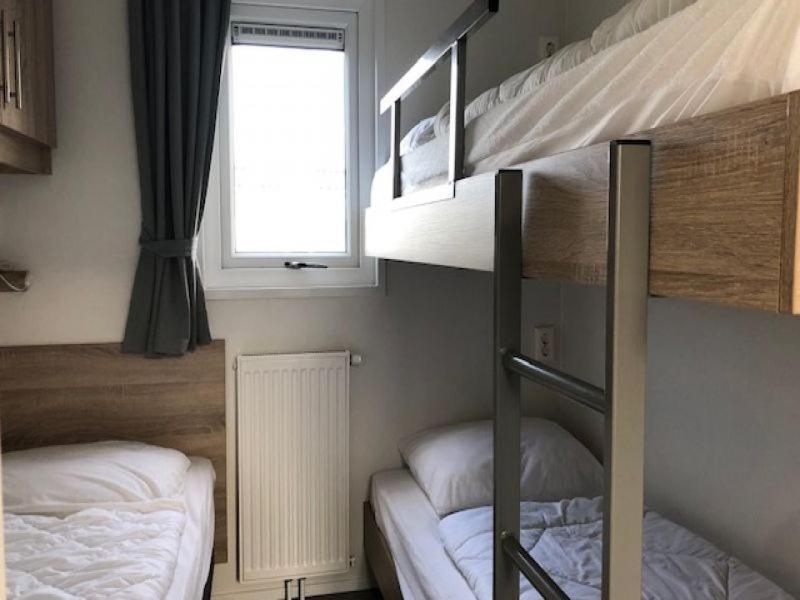 הוילה יוליאנאדורפ Camping Oase, Zanddijk 75 מראה חיצוני תמונה