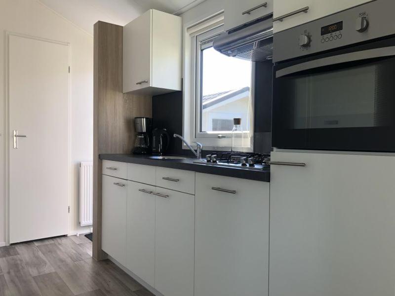 הוילה יוליאנאדורפ Camping Oase, Zanddijk 75 מראה חיצוני תמונה